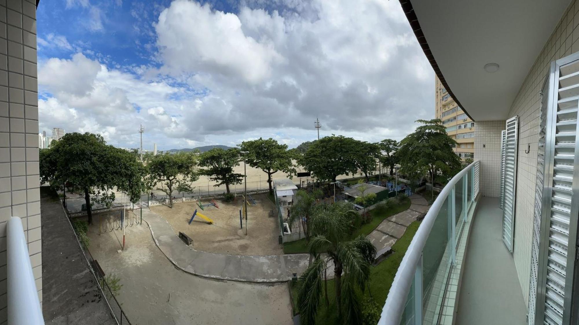 Apartamento Ap Pe Na Areia Vista Parcial Mar Santos (Sao Paulo)